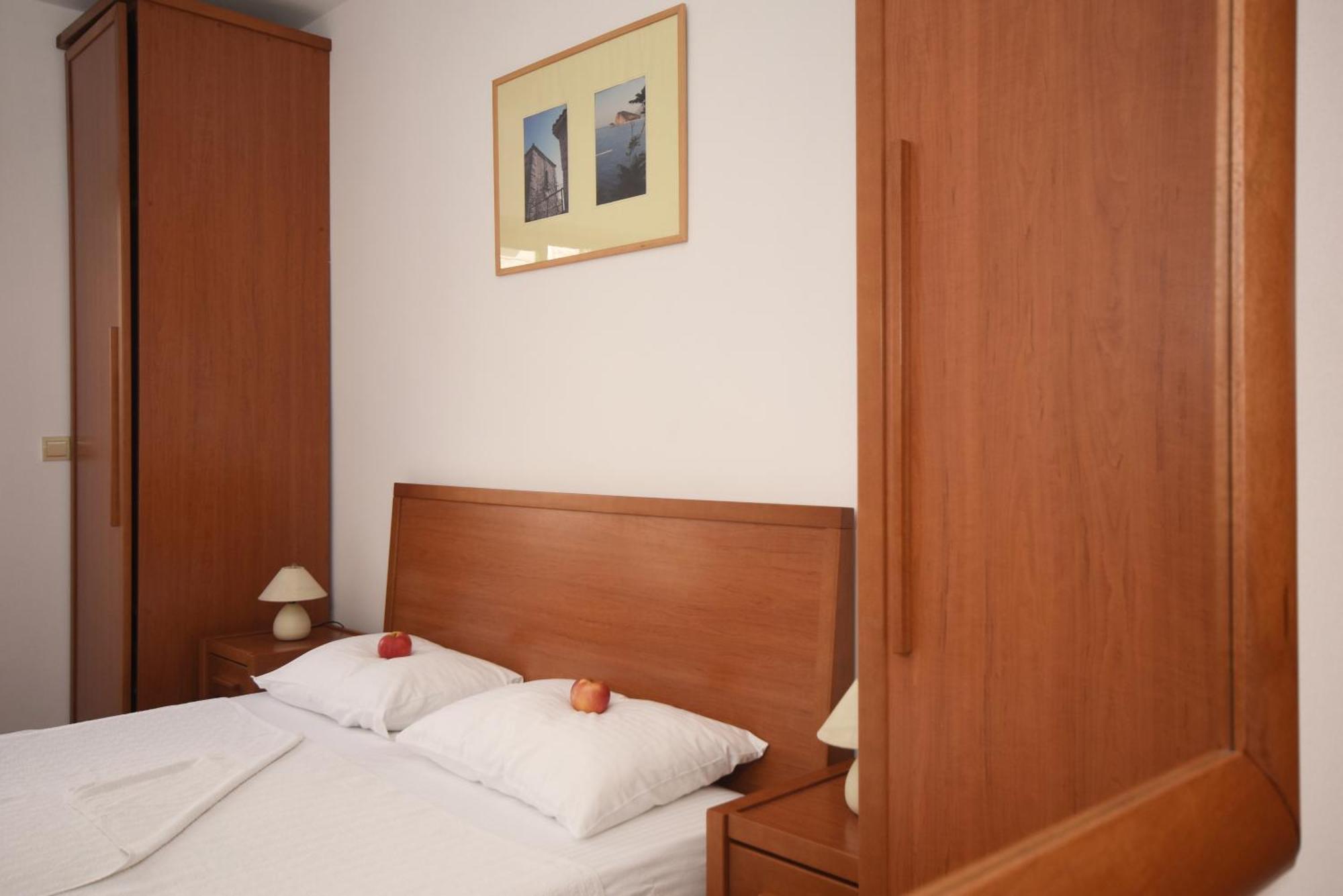 So Centre Daire Budva